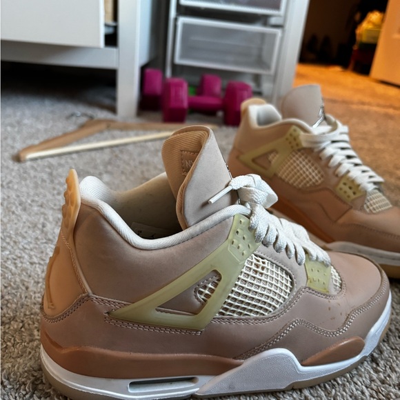 AIR JORDAN 4 SHIMMER WOMENS - Picture 2 of 4